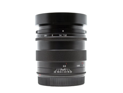 Voigtlander Nokton 40mm f/1.2 - Monture Canon RF