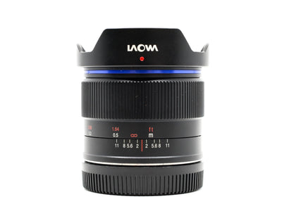 Venus Laowa 7,5 mm f/2 Ultra Grand-angle - Monture Micro Four Thirds (Ouverture Automatique)