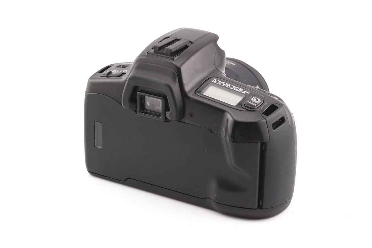 Minolta Dynax 300si + 35-70 mm f3,5-4,5 AF