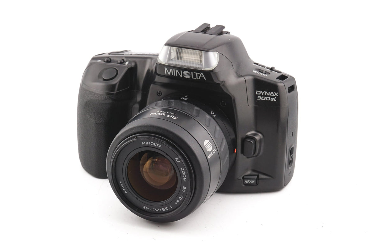 Minolta Dynax 300si + 35-70 mm f3,5-4,5 AF
