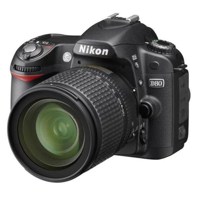 D80 Reflex - Noir + Nikon AF-S DX Nikkor 18-70mm f/3,5-4,5G ED-IF f/3,5-4,5