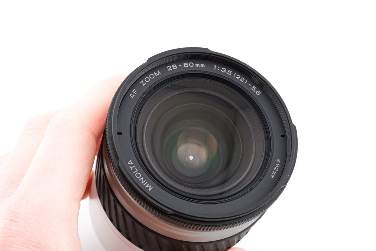 Minolta Dynax 404si + 28-80mm f3.5-5.6 Zoom AF