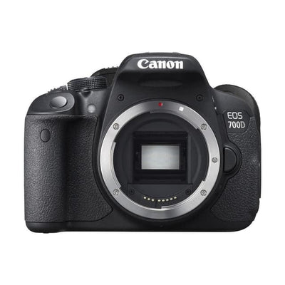 EOS 700D Reflex - Noir + Canon EF-S 24MM 1:2.8 STM f/3.5-5.6