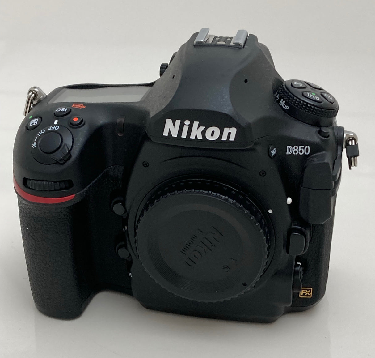nikonD8500abfbd84-48b5-49e9-9db1-7370b37bb0bd