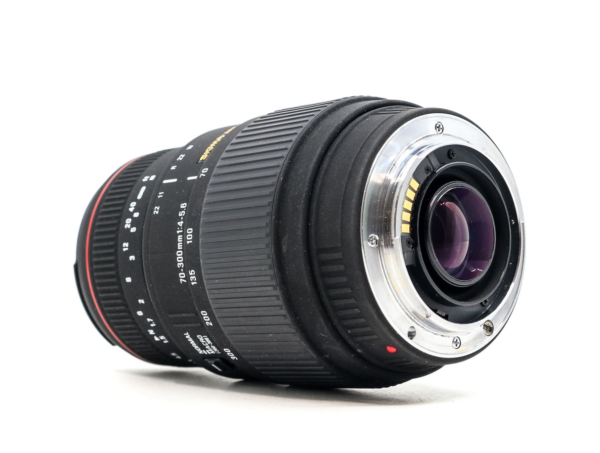 Sigma 70-300mm f/4-5.6 APO DG Macro - Sigma SA Fit