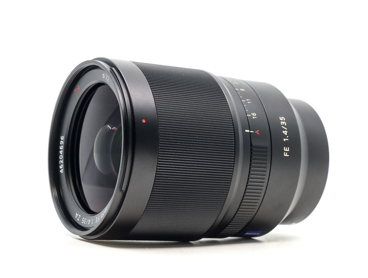 Sony FE 35mm f/1.4 ZA Zeiss Distagon T*