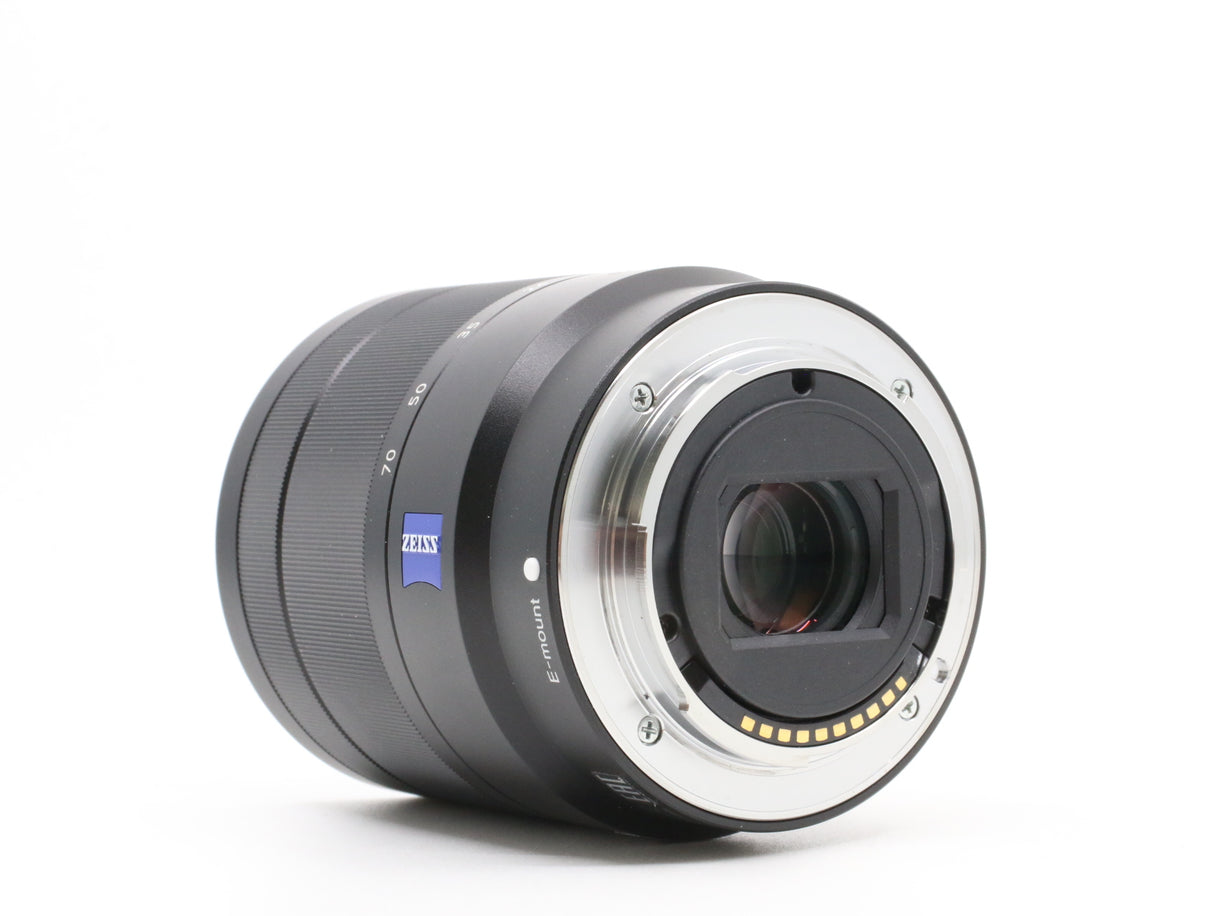 Sony E 16-70mm f/4 ZA OSS Zeiss Vario-Tessar T*