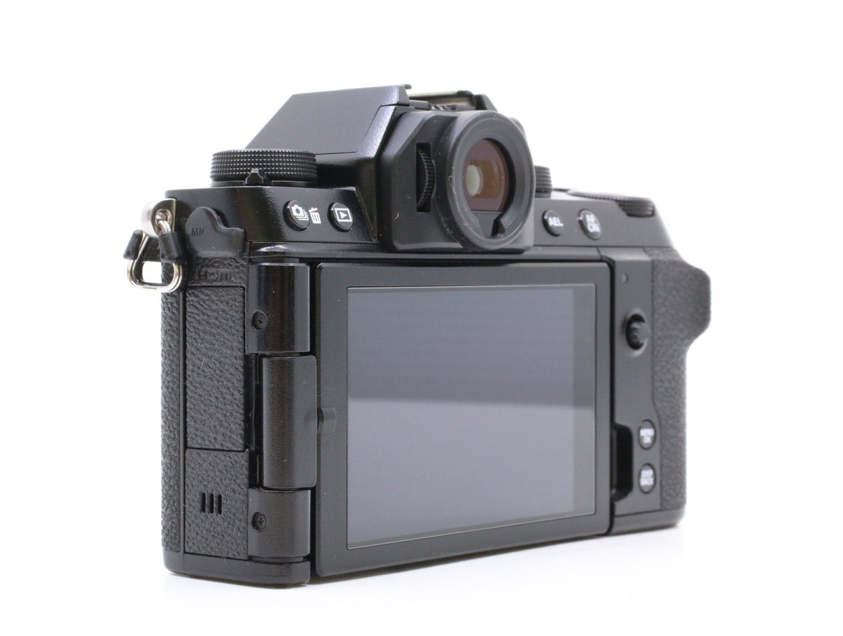 Fujifilm X-S10 - segunda mano - excelente estado - detalle 4 de 4 - SKU 3794197 - Camera Market