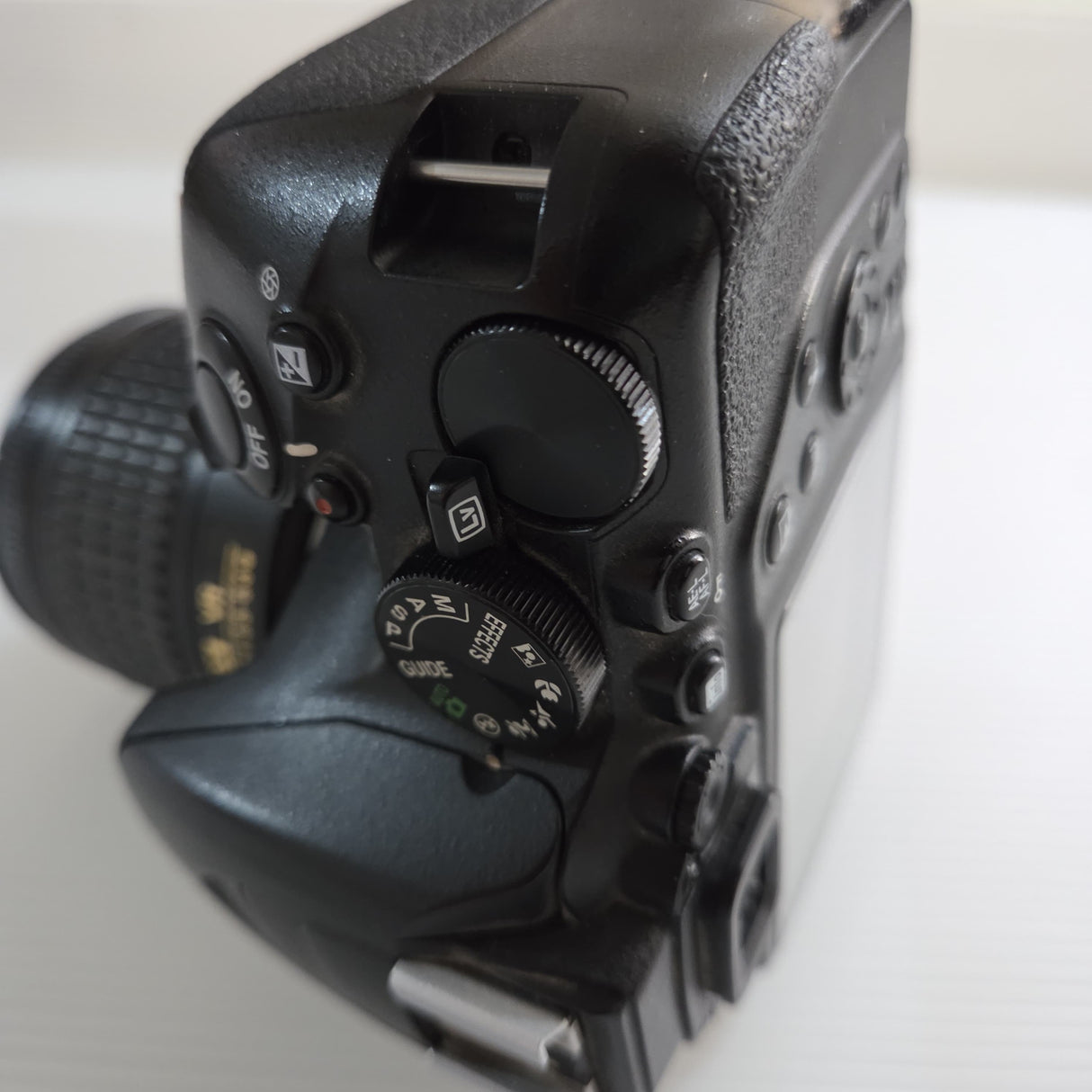 NikonD35001000b6a3-890f-47e4-bbc0-464182481e28