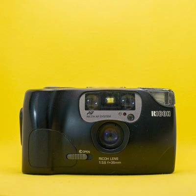 Ricoh FF-9S - Appareil Photo Argentique Compact 35mm Vintage