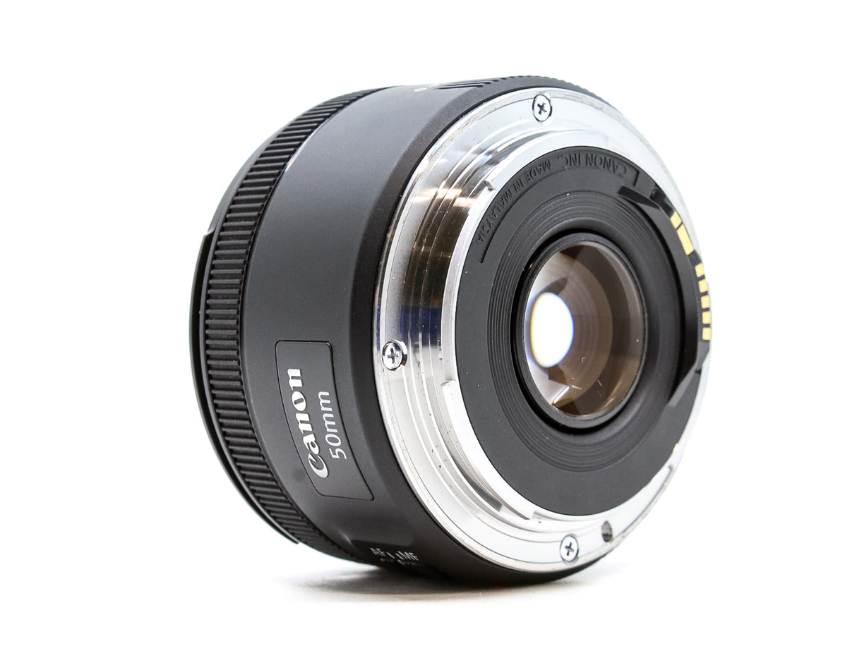 Canon EF 50mm f/1.8 STM