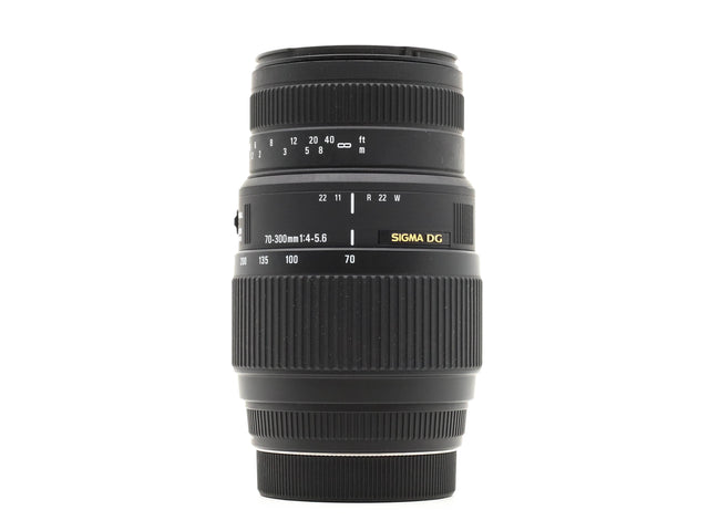 Sigma 70-300mm f/4-5.6 DG Macro - Sony A Fit - segunda mano - excelente estado - foto principal - SKU 3778165 - Camera Market