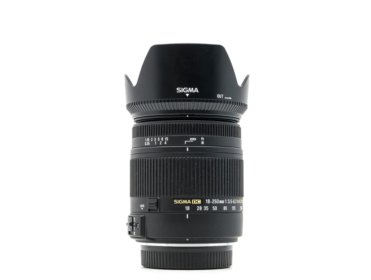 Sigma 18-250mm f/3.5-6.3 DC Macro HSM - Pentax fit · image principale