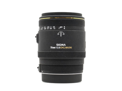 Sigma 70mm f/2,8 EX DG Macro - Monture Canon EF