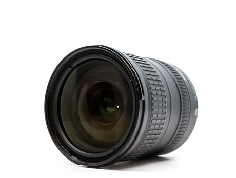 Nikon AF-S DX Nikkor 18-200mm f/3.5-5.6G IF-ED VR - segunda mano - excelente estado - detalle 2 de 3 - SKU 3781354 - Camera M