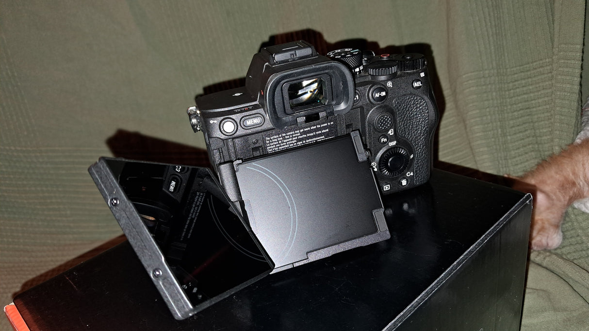 SonyILCE-7RM501655781-e7f7-458d-8440-63b7cf6ff7c1