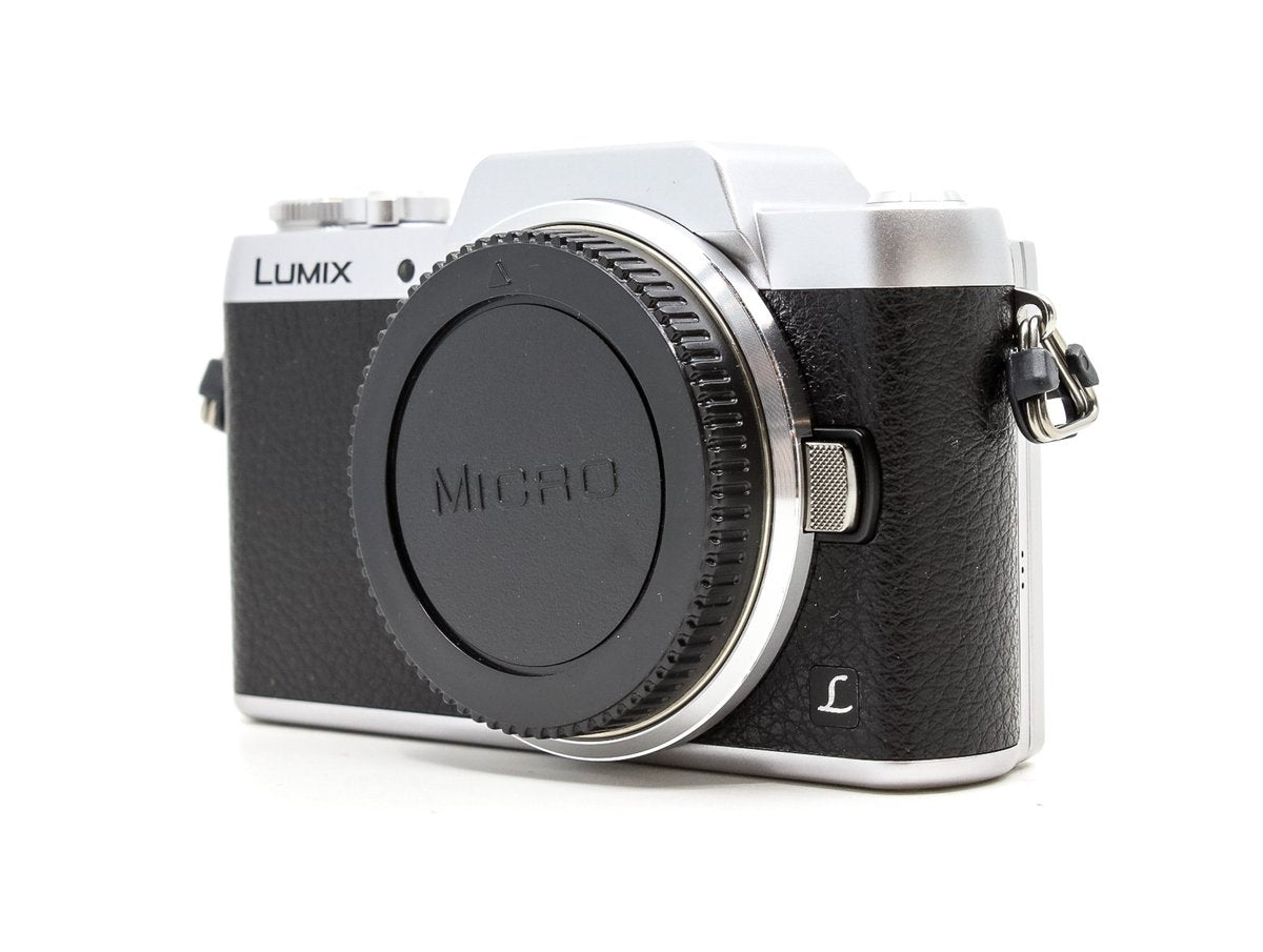 Panasonic Lumix DMC-GF7 · image principale