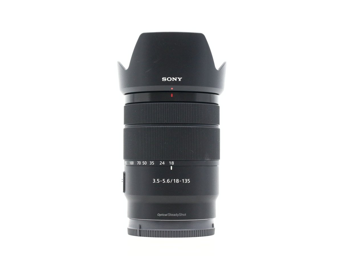 Sony E 18-135mm f/3,5-5,6 OSS · image principale