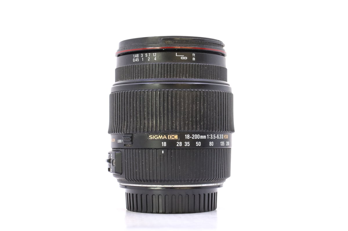 Sigma 18-200mm f/3,5-6,3 DC OS HSM II - Monture Canon EF-S · image principale