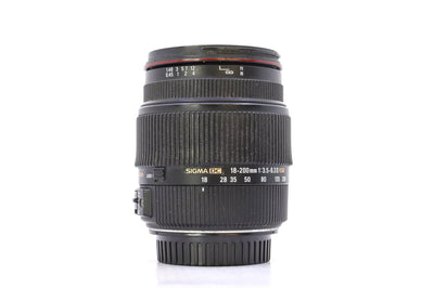 Sigma 18-200mm f/3,5-6,3 DC OS HSM II - Monture Canon EF-S