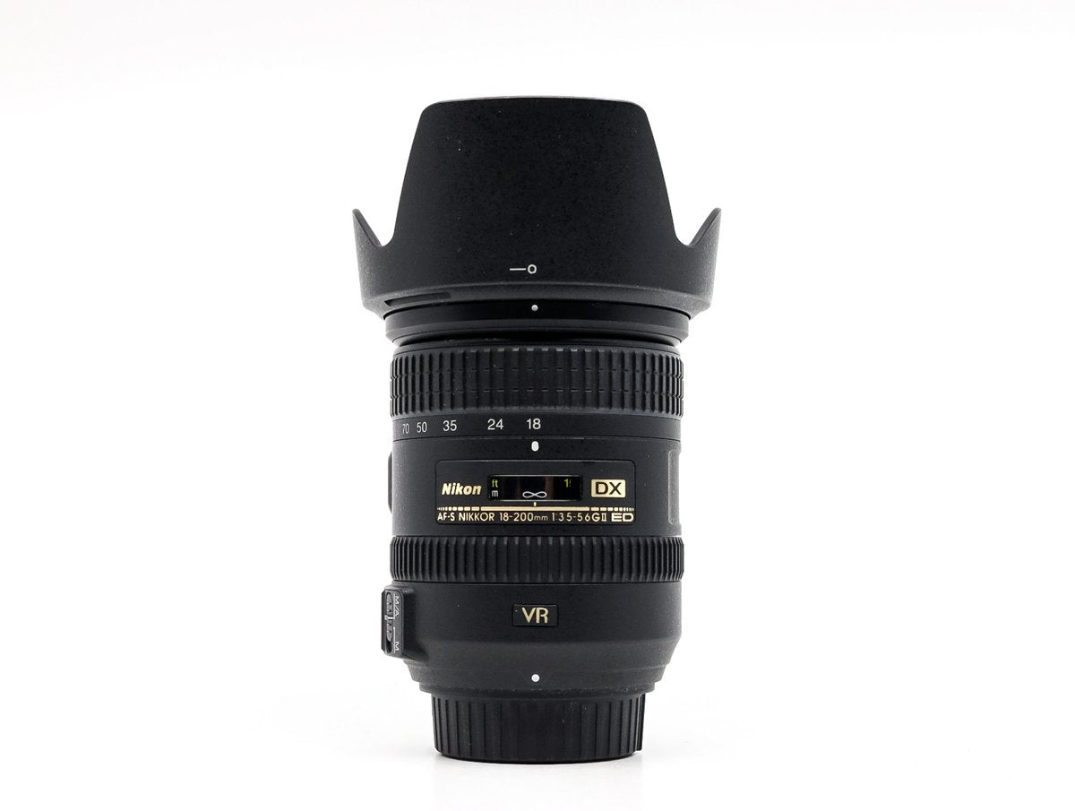 Nikon AF-S DX Nikkor 18-200mm f/3.5-5.6G IF-ED VR II · image principale