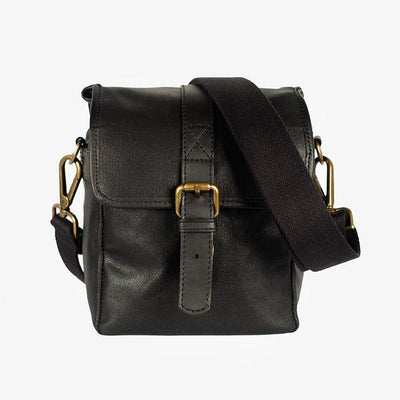 Here's the translation in French:

**Sac photo en toile cirée noire Berlin**