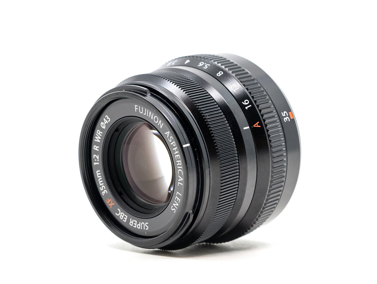 Fujifilm XF 35mm f/2 R WR - segunda mano - excelente estado - detalle 2 de 3 - SKU 3787690 - Camera Market