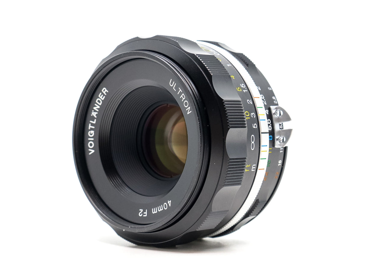 Voigtlander Ultron 40mm f/2 SL IIs - Nikon Fit