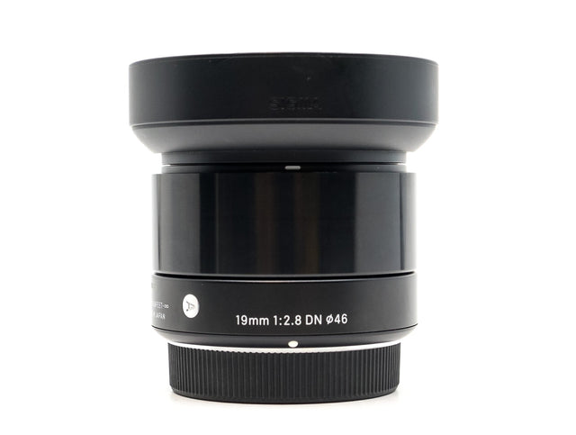 Sigma 19mm f/2.8 DN ART - Micro Four Thirds Fit - segunda mano - excelente estado - foto principal - SKU 3798296 - Camera Mar