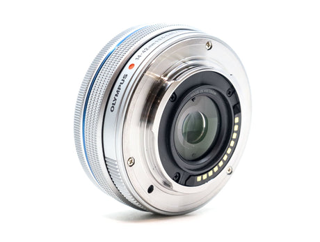 Olympus M.Zuiko Digital ED 14-42mm f/3.5-5.6 EZ - segunda mano - excelente estado - detalle 3 de 3 - SKU 3787450 - Camera Mar