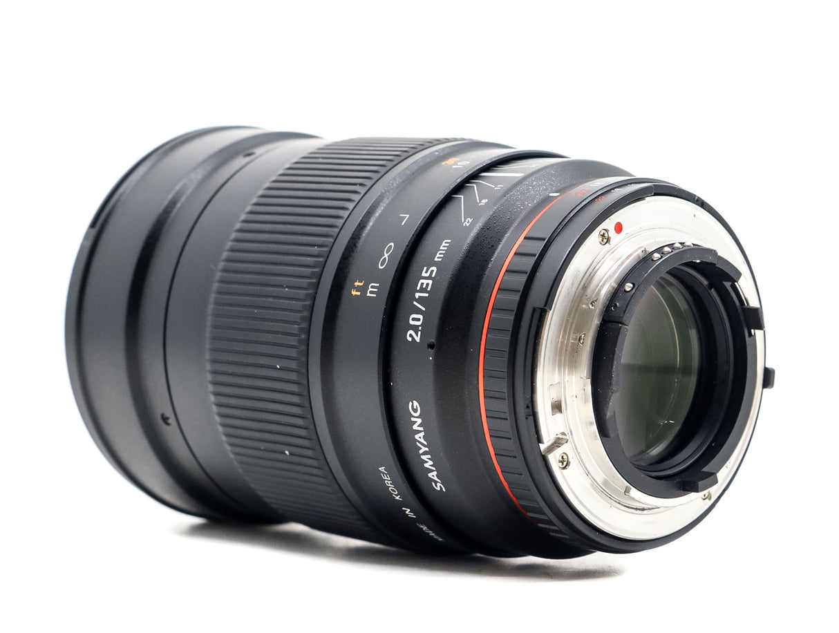 Samyang 135mm f/2 ED UMC - Compatibile con Nikon