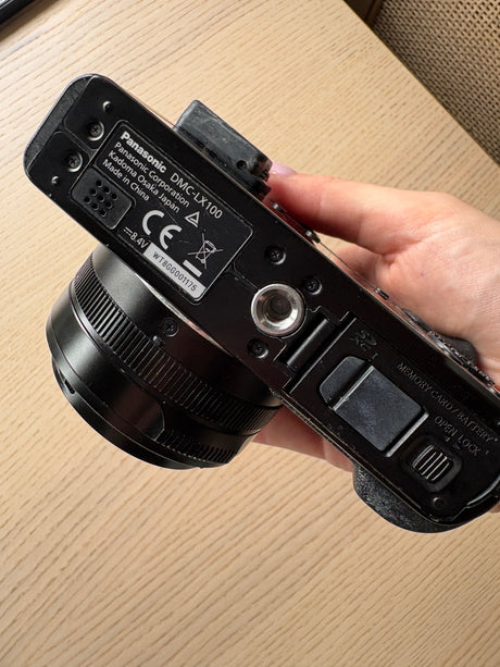 PanasonicDMC LX-1003c52a139-e55c-45e7-b01c-6a20f84f2581