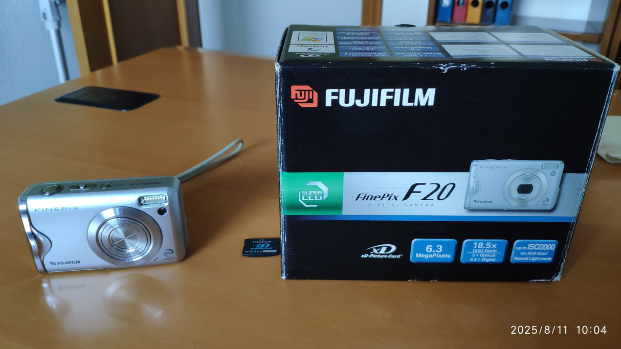 FUJIFILMFINEPIX F207dd2fa83-c400-45be-9be2-1955ae4da02b