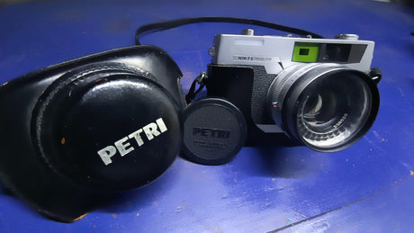 Petri7sc3744657-4a7d-4573-b25c-1819835b696f