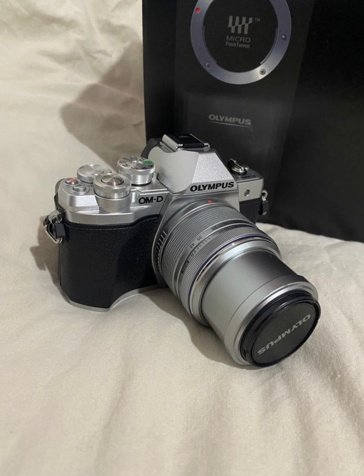 Olympus OM-D E-M10 MARK III