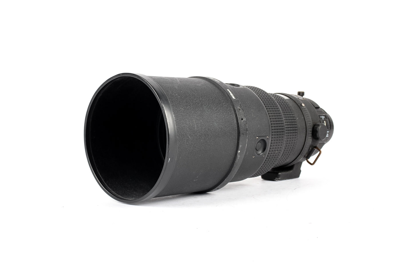 Nikon AF-I Nikkor 300mm f/2.8D IF-ED · imagen principal