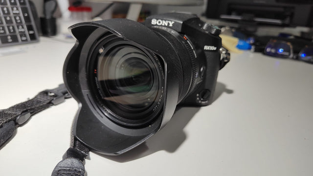 SONY DSC-RX10M4SONY DSC-RX10M423dcd141-87cb-4f68-bb15-78ae53eba168