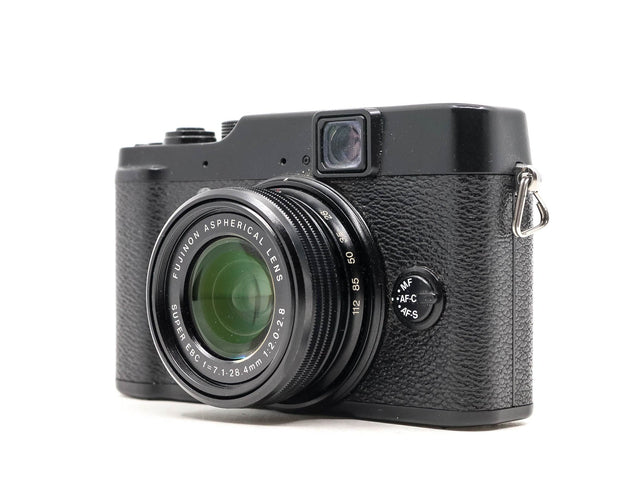 Fujifilm X10 - segunda mano - excelente estado - foto principal - SKU 3774998 - Camera Market
