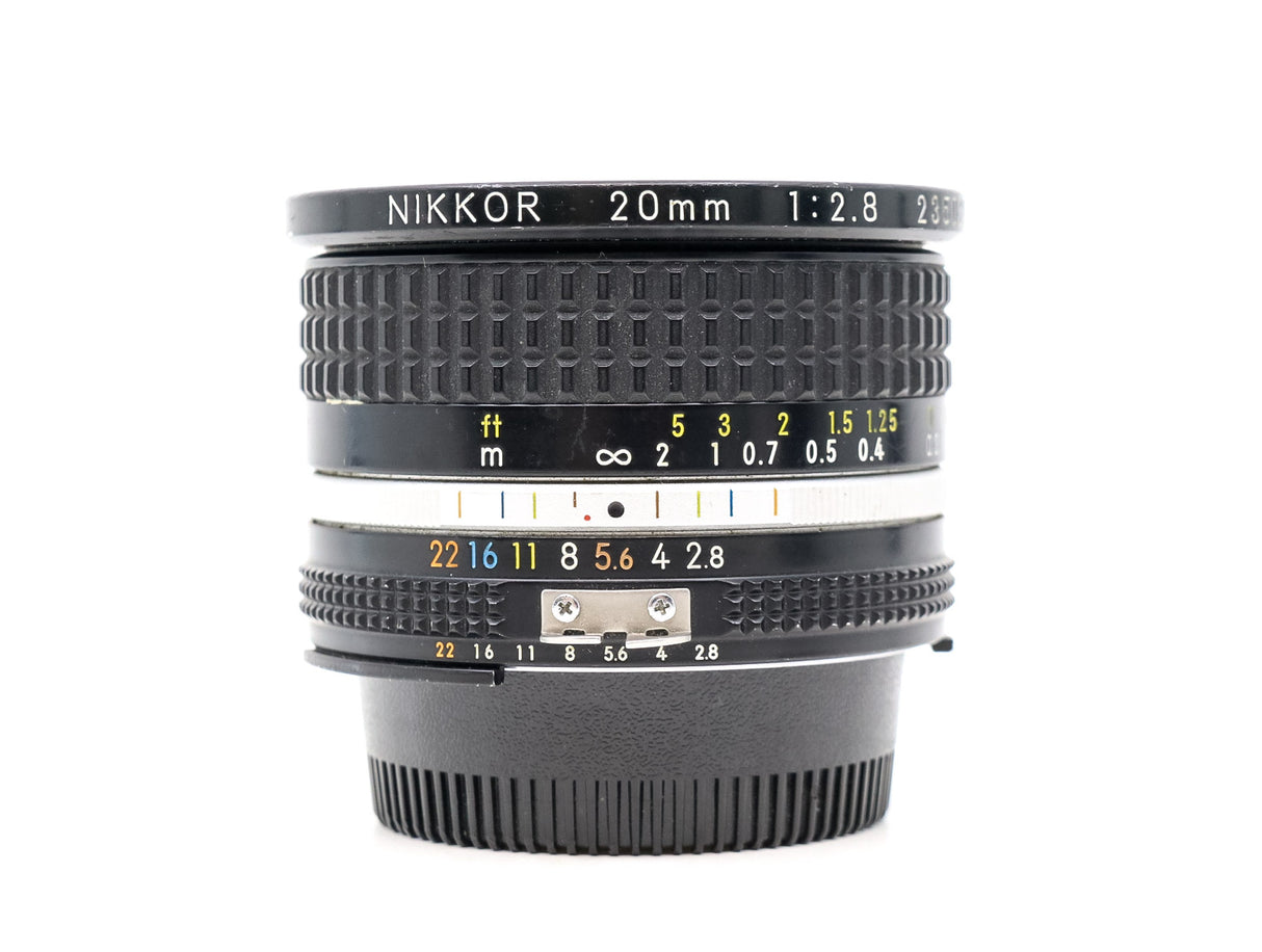 Nikon Ai-S Nikkor 20mm f/2.8