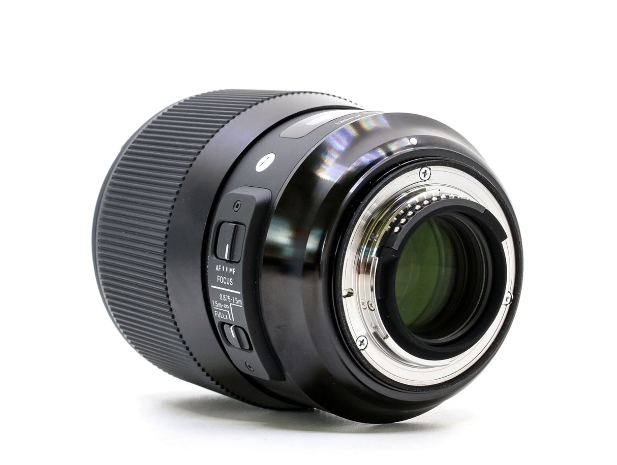 Sigma 135mm f/1.8 DG HSM ART - Nikon Fit