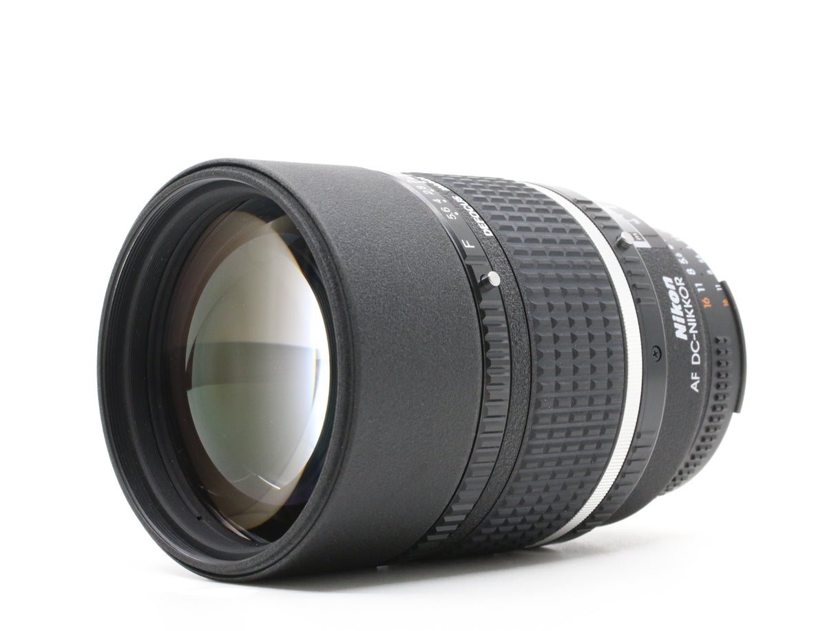 Nikon AF DC Nikkor 135mm f/2D