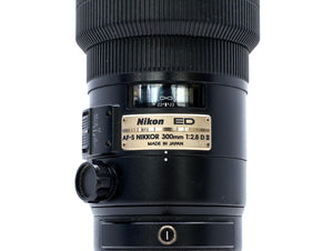 Nikon AF-S Nikkor 300mm f/2.8D IF-ED II