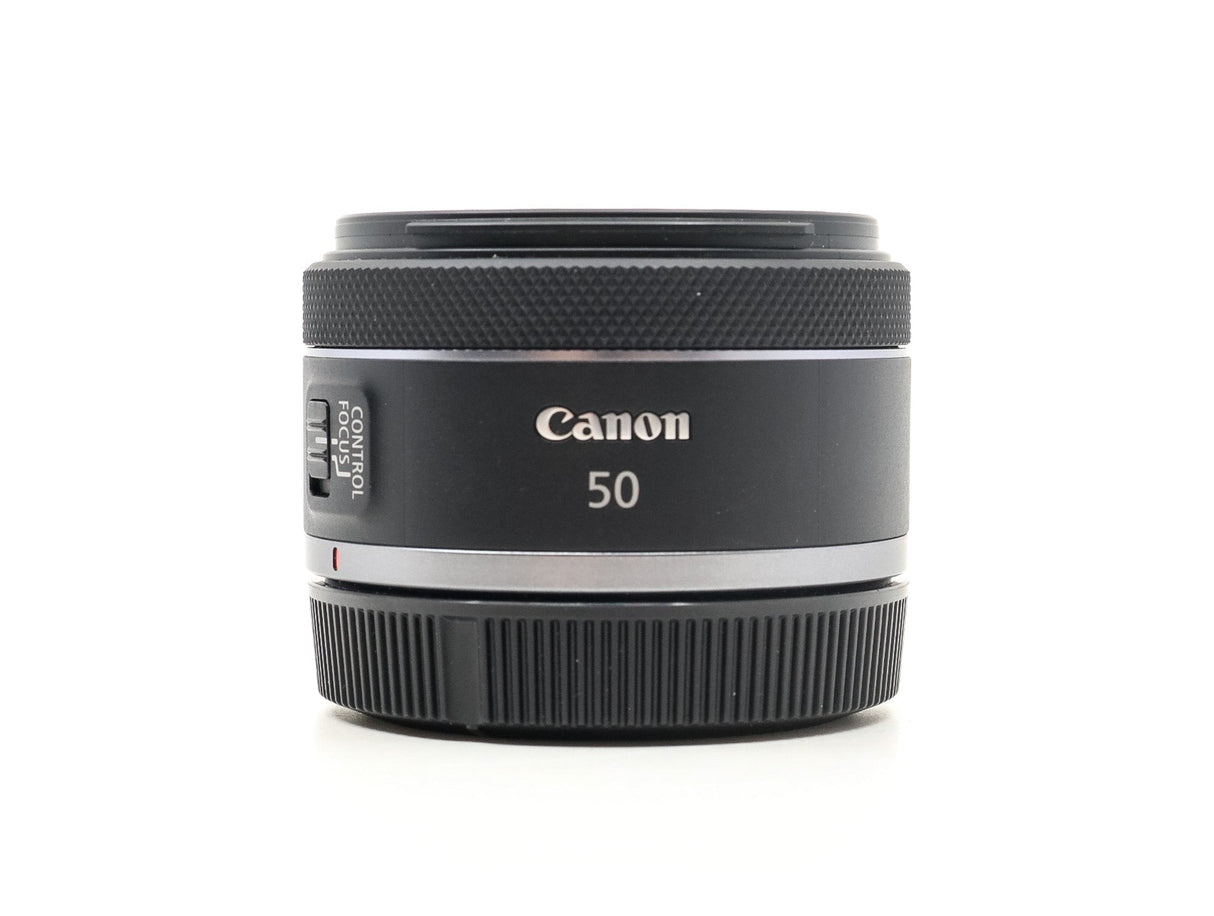 Canon RF 50mm f/1.8 STM - segunda mano - excelente estado - foto principal - SKU 3785383 - Camera Market