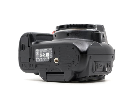 Nikon D5000 - segunda mano - excelente estado - detalle 2 de 4 - SKU 3703635 - Camera Market