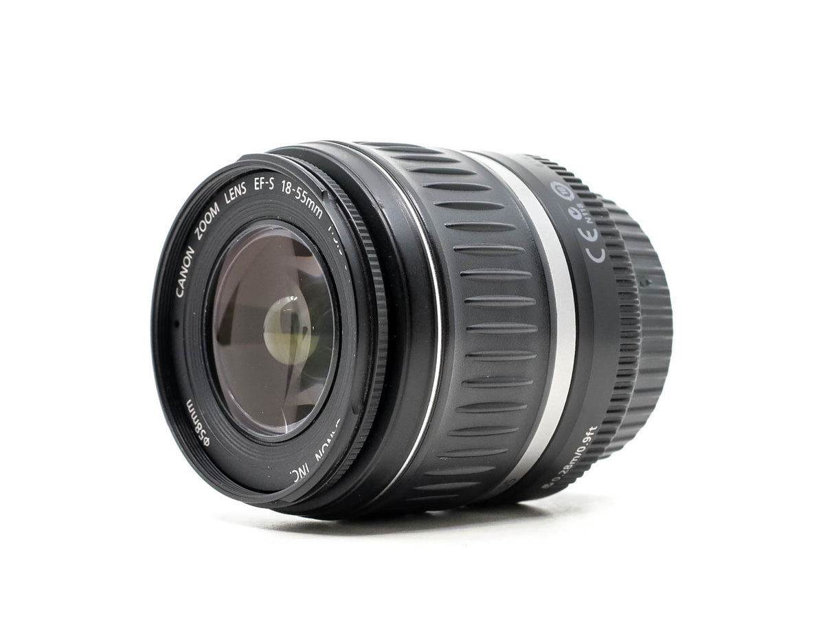 Canon EF-S 18-55mm f/3.5-5.6 II - segunda mano - excelente estado - detalle 2 de 3 - SKU 3800114 - Camera Market