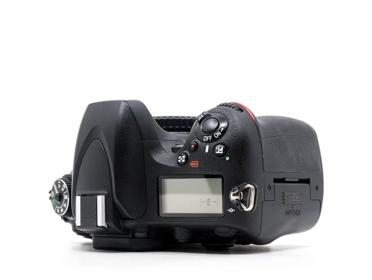 Nikon D610 - segunda mano - excelente estado - detalle 3 de 4 - SKU 3790919 - Camera Market