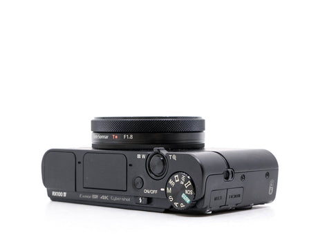 Sony Cyber-shot RX100 Mark IV - segunda mano - excelente estado - detalle 4 de 5 - SKU 3520979 - Camera Market