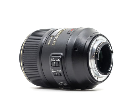 Nikon AF-S Micro Nikkor 105mm f/2.8G IF-ED VR - segunda mano - excelente estado - detalle 3 de 3 - SKU 3784556 - Camera Marke