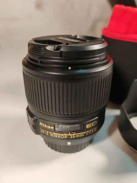 NikonNikkor AF-S 35mm f1.8G EDcc178258-8add-42d5-83a0-c3c338695383