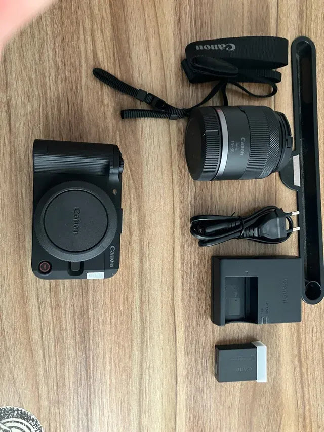 Canon EOS R50V06787d7c-d146-41d6-873e-c2cdac1e4819